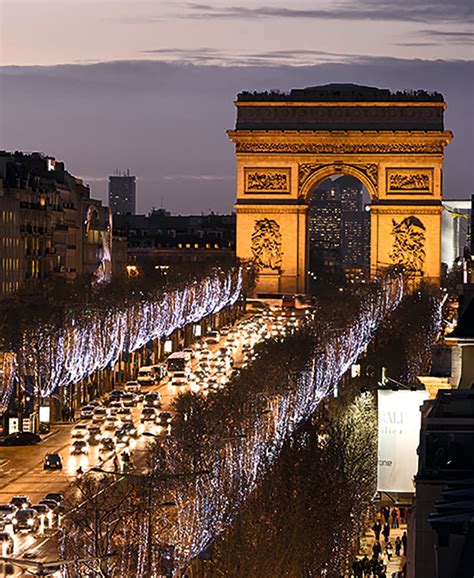 champs élysées paris france